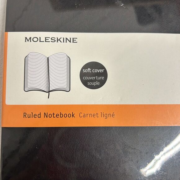 Moleskine Classic Soft Cover Ruled Notebook Journal NEW NWT - Picture 2 of 5